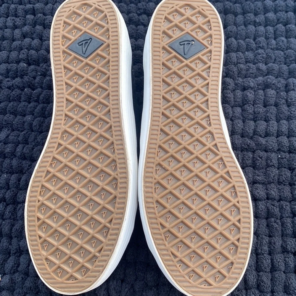 🍍SPERRY TOP-SIDER🍍size 8 I2